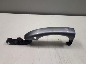 21204470 – 4H0837205CX7P – Portiergreep 4Deurs links-voor