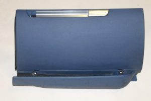 17786262 – 8N1880302A8UP – Dashboardkastje