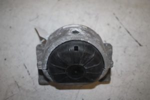 17808504 – 8K0199381JP – Engine mount