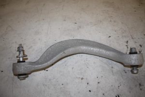 17825325 – 8K0505324H – Draagarm boven rechts-achter