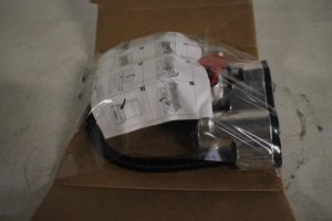 21641967 – 4E0615404B – Remklauw (Tang) rechts-achter