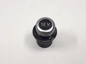 20689426 – 4L0919311 – Aansteker