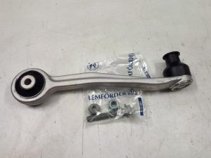 21393948 – 8K0407509B, 8K0407509P – Draagarm boven links-achter