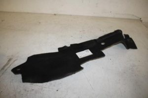 17821830 – 8F0864402ACA9 – Bekleding bagageruimte