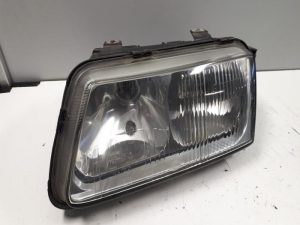 18823989 – 8L5941029 – Koplamp links