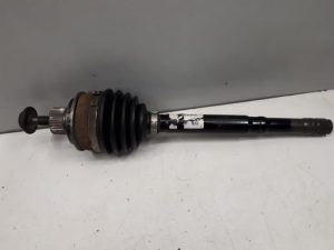 22047808 – 8W0407271E – Antriebswelle links vorne