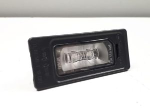 20821038 – 4G0943021 – Registration plate light