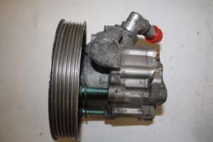 17829727 – 8E0145155 – Lenkkraftverstärker Pumpe