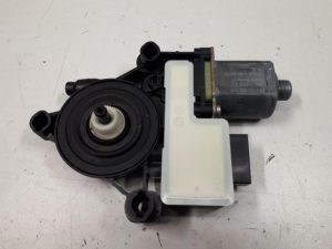 20375447 – 5Q0959407 – Raammotor Portier