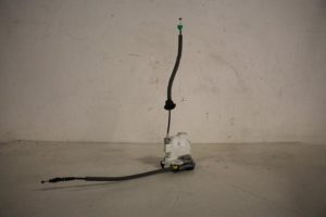 17820570 – 8X2837015C – Door lock mechanism 4-door, front left