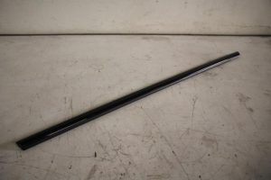 17831423 – 8W8853763CT94 – Portierlijst