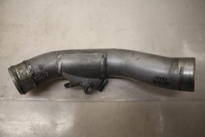 17796449 – 078133609C – Intercooler Buis
