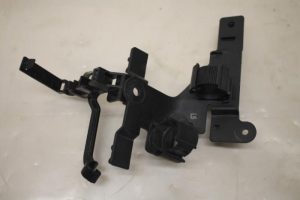 17800737 – 059130131AB – Steun (diversen)