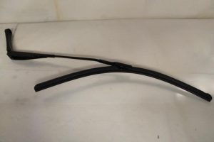 17793160 – 8R1955407B1P9 – Front wiper arm