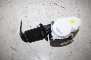 17812123 – 8R0857807V04 – Veiligheidsgordel midden-achter