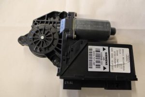 17787006 – 8E0959802A – Door window motor