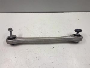 20502692 – 4M0505292F – Draagarm rechts-achter