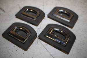 17817150 – 1J0864203B26Z – Bevestigingsoog vloer