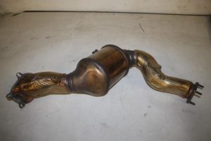 17827206 – 4G0254202N – Katalysator