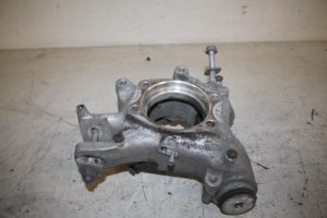 17813500 – 4H0505432D – Fusee rechts-achter