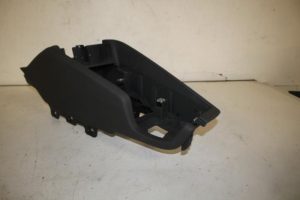 17831917 – 8J1863242A6PS – Middenconsoles