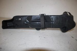 17810733 – 4G0011215B – Steun (diversen)