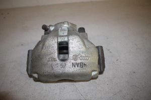 17806785 – 8E0615123A – Remklauw (Tang) links-voor