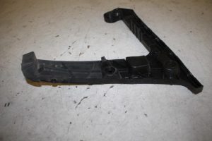 17824883 – 8W9807453 – Bumpersteun links-achter