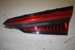 17809022 – 8W6945094 – Taillight, right