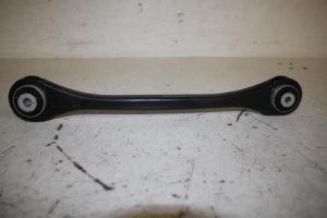 17815758 – 4M0505292D – Draagarm rechts-achter