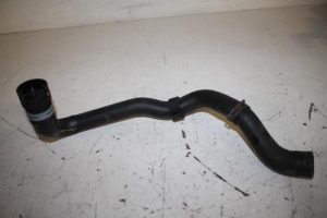 17815639 – 8K0121049AE – Kühlerschlauch