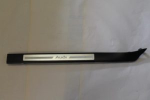 17786312 – 4E0853995FAQ4 – Afdeklijst dorpel links