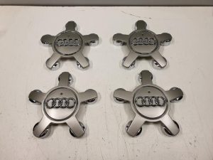 21987814 – 4F0601165N – Radzierblenden set