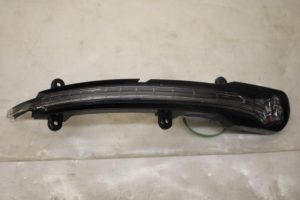 17799174 – 4L0949101 – Indicator mirror left