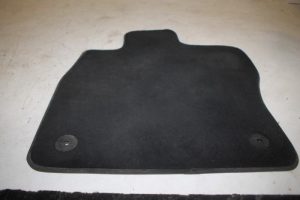 17831495 – 5G1863011EUN – Vloerbedekking