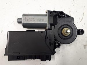 18884694 – 8E1959802B – Door window motor