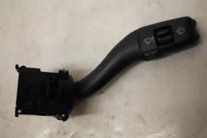 17796240 – 4E0953503B4PK – Wiper switch