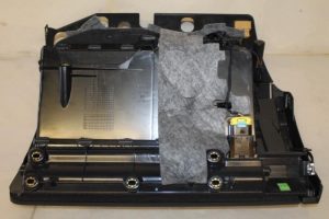 17793658 – 8R1857035E6PS – Dashboardkastje