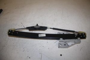17808647 – 4G0839461 – Rear door window mechanism 4-door, left