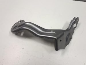 19534976 – 89A821135 – Schermdrager links-voor