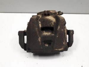 19612790 – 8K0615124C – Remklauw (Tang) rechts-voor