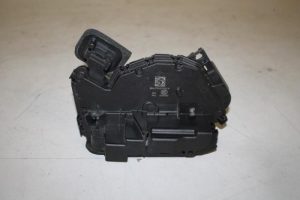 17820490 – 5TB837016A – Front door lock mechanism 4-door, right