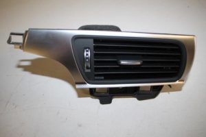 17802105 – 4G1820901E6PS – Luchtrooster Dashboard