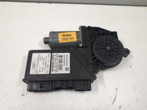 18153495 – 8H2959801D – Door window motor