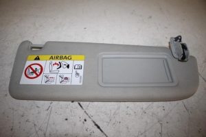17812050 – 4G0857552CHF6 – Zonneklep