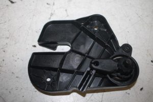 17808332 – 4H1823633D – Motorhaube Hebel