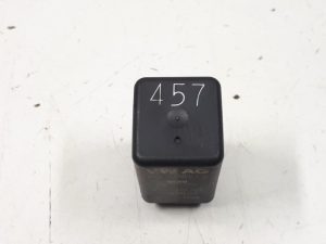 22377040 – 038907281B – Relais