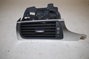 17805038 – 4G1820901E6PS – Luchtrooster Dashboard