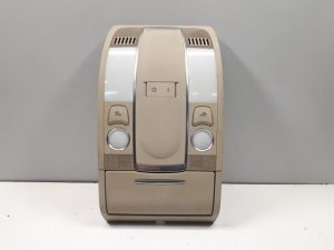 22374747 – 4F0947135BQ12T – Interior lighting, front