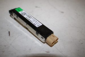 17819979 – 81A035225D – Antenne Versterker